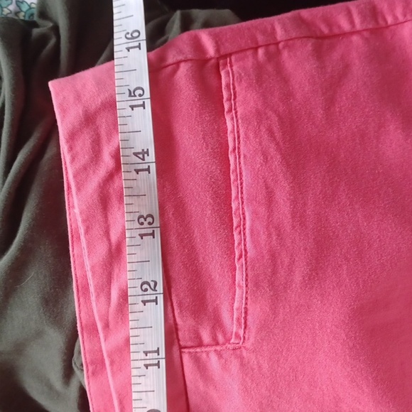 St. Johns Bay Pink/Salmon Colored Shorts, Sz 12, 31" Wst, 11" Rise, 4" Inseam - Picture 7 of 7